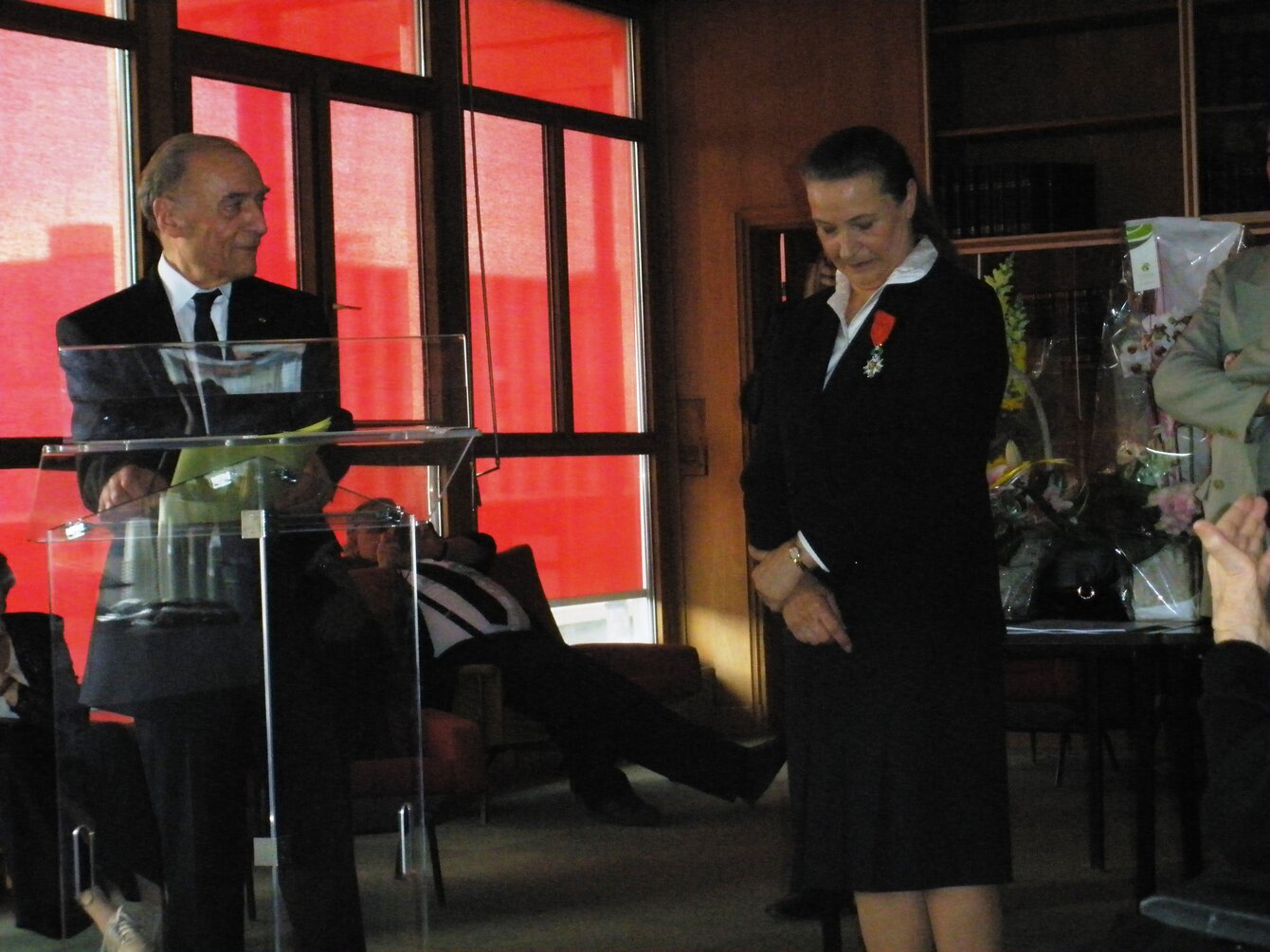 <em>François Greffe delivers his speech in honor of Céline Meyrueis-Pebeyre.</em>